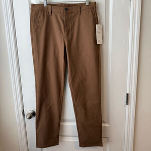 NEW Men's Vuori Cascade Tech Chino Pants Size 33 Brown